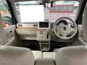 アルトラパン Ｌ　４ＷＤ　ＥＴＣ　ＴＶ　衝突被害軽減システム　オートライト　スマートキー　アイドリングストップ　シートヒーター　ベンチシート　ＣＶＴ　盗難防止システム　ＡＢＳ　ＥＳＣ　ミュージックプレイヤー接続可（2枚目）