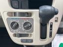 ムーヴ Ｌ　４ＷＤ　キーレスエントリー　アイドリングストップ　電動格納ミラー　シートヒーター　ベンチシート　ＣＶＴ　盗難防止システム　ＡＢＳ　ＥＳＣ　ＣＤ　衝突安全ボディ　エアコン　パワーステアリング（5枚目）