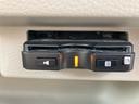 Ｘ　４ＷＤ　ＥＴＣ　全周囲カメラ　ナビ　ＴＶ　衝突被害軽減システム　オートライト　ＨＩＤ　スマートキー　アイドリングストップ　電動格納ミラー　シートヒーター　ベンチシート　ＣＶＴ　盗難防止システム　ＡＢＳ（9枚目）