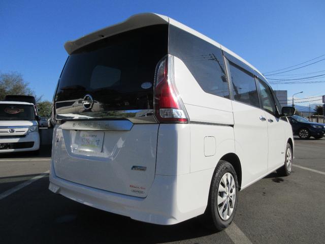 セレナ 2.0Xチェアキャブ リフタータイプ 4WD 6名 運転席/助手席エアバック アイドリングストップ ABS 横滑り防止装置 バックカメラ キーレス パワステ パワーウィンドウ 車いすリフト 電動固定装置 8ナンバー 福祉車両(8枚目)