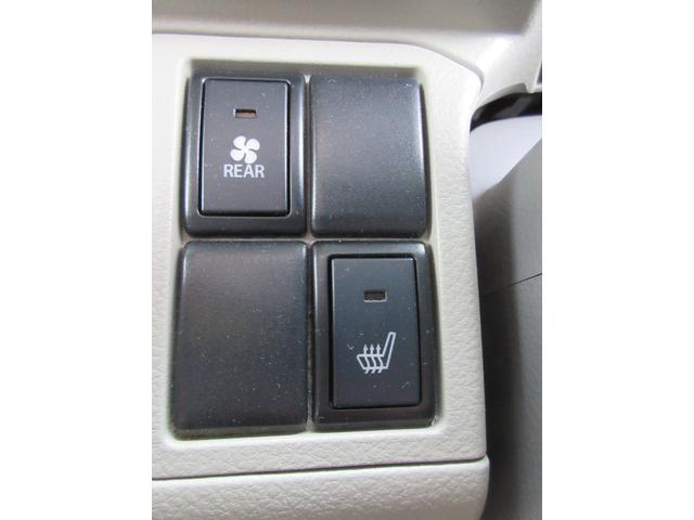 ＮＶ１００クリッパーリオ ６６０チェアキャブハイルーフ　４ＷＤ　運転席／助手席エアバック　ＡＢＳ　衝突軽減システム　横滑り防止装置　レーンキープアシスト　バックカメラ　シートヒーター　ドラレコ　キーレス　スマートキー　後席分割シート　スロープ　ウインチ　４ＷＤ（14枚目）