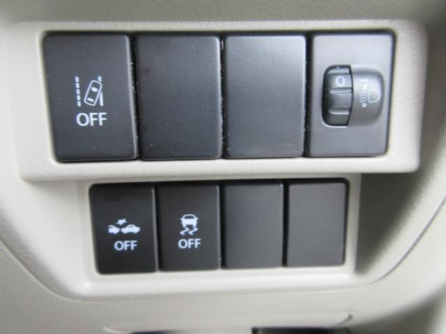 ＮＶ１００クリッパーリオ ６６０チェアキャブハイルーフ　４ＷＤ　運転席／助手席エアバック　ＡＢＳ　衝突軽減システム　横滑り防止装置　レーンキープアシスト　バックカメラ　シートヒーター　ドラレコ　キーレス　スマートキー　後席分割シート　スロープ　ウインチ　４ＷＤ（16枚目）