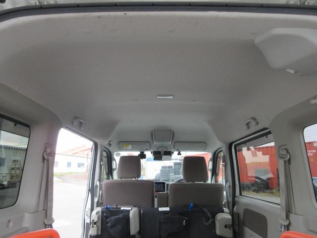 ＮＶ１００クリッパーリオ ６６０チェアキャブハイルーフ　４ＷＤ　運転席／助手席エアバック　ＡＢＳ　衝突軽減システム　横滑り防止装置　レーンキープアシスト　バックカメラ　シートヒーター　ドラレコ　キーレス　スマートキー　後席分割シート　スロープ　ウインチ　４ＷＤ（29枚目）