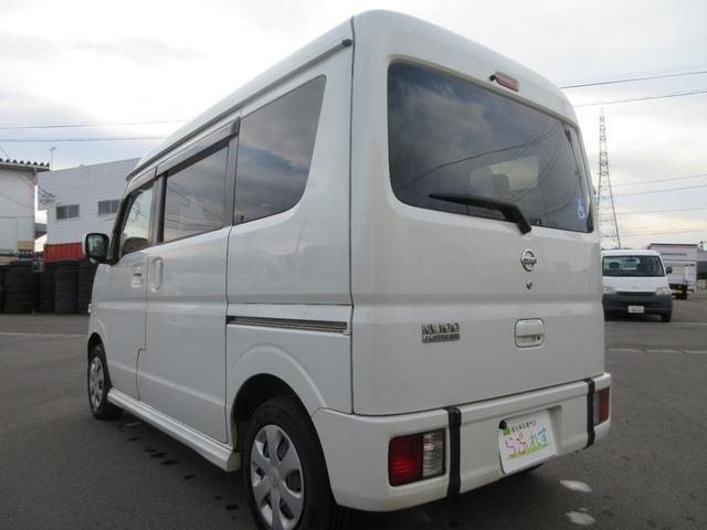 NV100クリッパーリオ 660チェアキャブハイルーフ 4WD 運転席/助手席エアバック ABS 衝突軽減システム 横滑り防止装置 レーンキープアシスト ドラレコ バックカメラ スマートキー キーレス ベンチシート スロープ 車いす手動固定装置 ウインチ 4WD(6枚目)