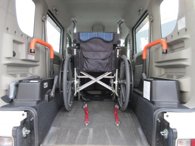 NV100クリッパーリオ 660チェアキャブハイルーフ 4WD 運転席/助手席エアバック ABS 衝突軽減システム 横滑り防止装置 レーンキープアシスト ドラレコ バックカメラ スマートキー キーレス ベンチシート スロープ 車いす手動固定装置 ウインチ 4WD(26枚目)