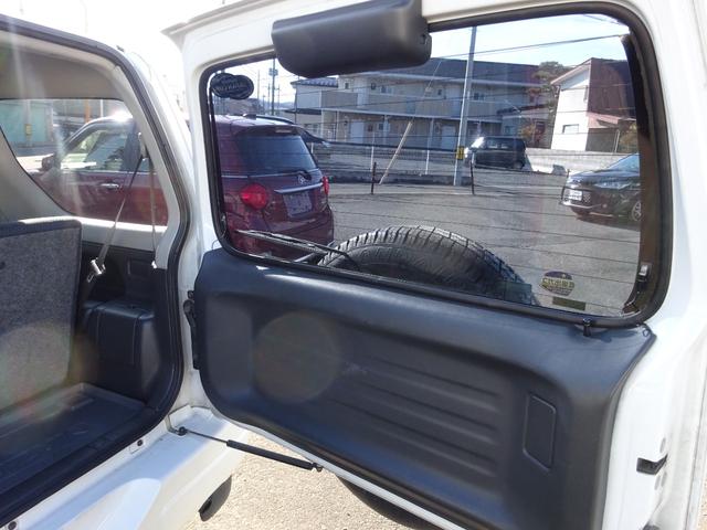 ジムニー ＸＧ　４ＷＤ　オートマ　ナビＴＶ　キーレスエントリー　アルミホイール　背面タイヤ　エアコン　パワステ　パワーウィンドウ　運転席助手席エアバック（28枚目）