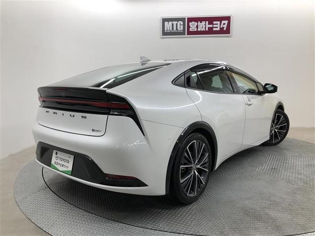 プリウス Ｚ　フルセグ　メモリーナビ　ミュージックプレイヤー接続可　バックカメラ　衝突被害軽減システム　ＥＴＣ　ドラレコ　ＬＥＤヘッドランプ　ワンオーナー（5枚目）