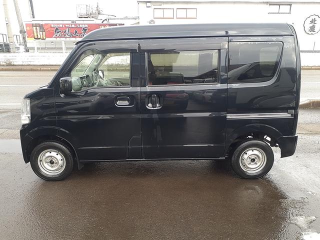 スクラム バスター 切り替え4WD 5速マニュアル リアファン レベライザー パワーウィンドウ 電動格納ミラー 純正ラジオCD ドライブレコーダー マニュアルエアコン(5枚目)