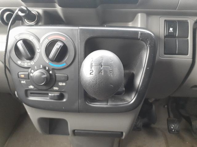 スクラム バスター 切り替え4WD 5速マニュアル リアファン レベライザー パワーウィンドウ 電動格納ミラー 純正ラジオCD ドライブレコーダー マニュアルエアコン(11枚目)