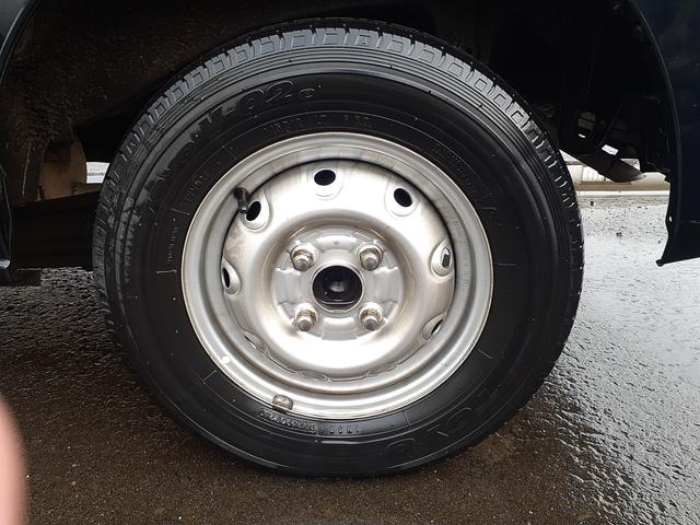 スクラム バスター 切り替え4WD 5速マニュアル リアファン レベライザー パワーウィンドウ 電動格納ミラー 純正ラジオCD ドライブレコーダー マニュアルエアコン(19枚目)