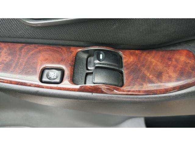 アクティブフィールドエディション ターボ 切り替え式4WD エアコン フォグ CD(18枚目)