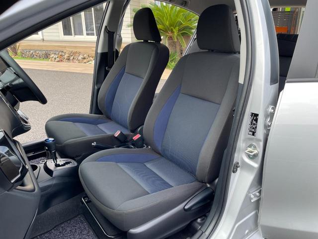 アクア S トヨタセーフティーセンス搭載!衝突軽減ブレーキ!レーンキープ!純正地デジナビ!Bluetooth&フロントAUX接続!CD再生&録音!オートハイビーム!横滑り防止!禁煙車!1年保証付き!(54枚目)