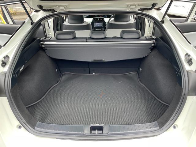 プリウス Ａツーリングセレクション　純正地デジナビ！Ｂｌｕｅｔｏｏｔｈ＆フロントＡＵＸ接続！バックカメラ！前後ドラレコ！夏タイヤ新品！衝突軽減！レーンキープ！前後コーナーセンサー！パーキングサポート！社外フルエアロ！禁煙車！１年保証付！（63枚目）