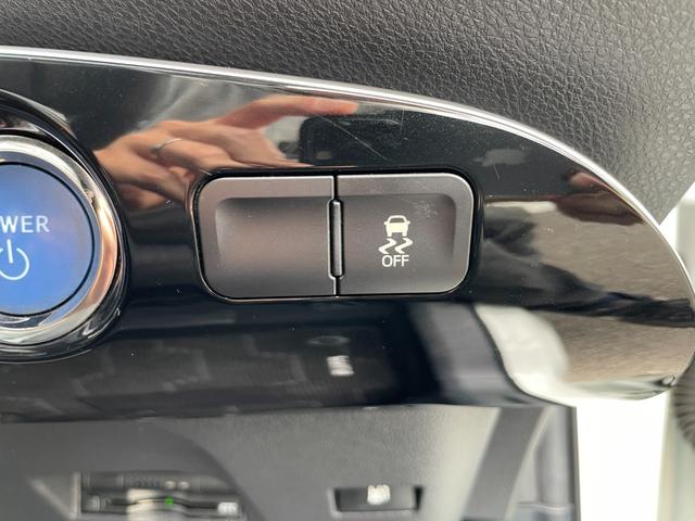 プリウス Ｓ　純正地デジナビ！Ｂｌｕｅｔｏｏｔｈ・フロントＡＵＸ接続！バックカメラ！純正ビルトインＥＴＣ！横滑り防止！ＬＥＤヘッドライト！別売り冬タイヤＡＷセット有り！１年保証付き！（11枚目）