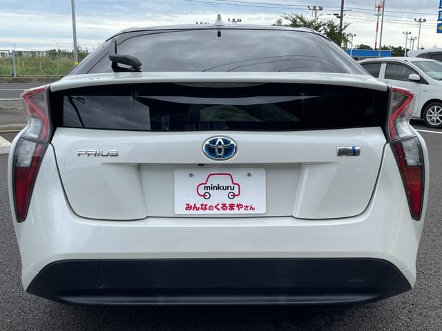プリウス Ｓ　純正地デジナビ！Ｂｌｕｅｔｏｏｔｈ・フロントＡＵＸ接続！バックカメラ！純正ビルトインＥＴＣ！横滑り防止！ＬＥＤヘッドライト！別売り冬タイヤＡＷセット有り！１年保証付き！（21枚目）