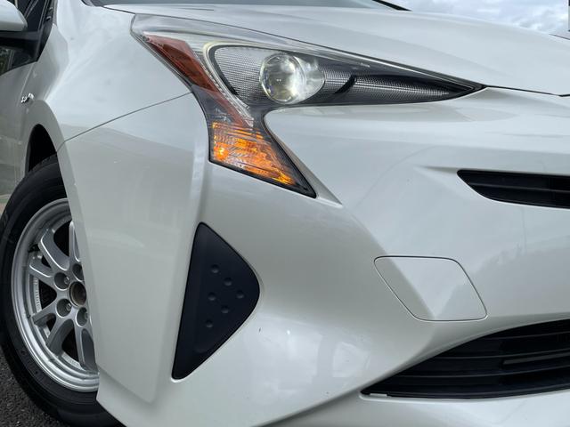 プリウス Ｓ　純正地デジナビ！Ｂｌｕｅｔｏｏｔｈ・フロントＡＵＸ接続！バックカメラ！純正ビルトインＥＴＣ！横滑り防止！ＬＥＤヘッドライト！別売り冬タイヤＡＷセット有り！１年保証付き！（24枚目）