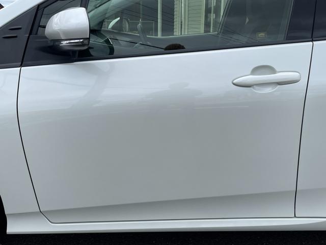 プリウス Ｓ　純正地デジナビ！Ｂｌｕｅｔｏｏｔｈ・フロントＡＵＸ接続！バックカメラ！純正ビルトインＥＴＣ！横滑り防止！ＬＥＤヘッドライト！別売り冬タイヤＡＷセット有り！１年保証付き！（36枚目）