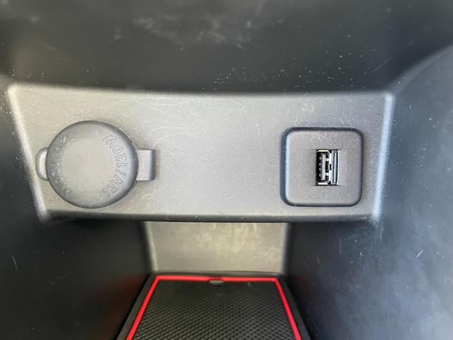 スイフト XG エンジンスタータ!フルセグメモリーナビ!社外フロントリップ・テール・リアウイング・リアディフューザー!オートゲージバキューム計!フロント&リヤタワーバー!禁煙車!エンジン1,000kmor1ヶ月保証!(9枚目)