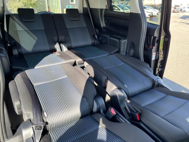 ノア Si 夏タイヤ新品交換済み!左パワスラ!社外エンジンスターター!フルセグTV!Bluetooth接続!CD・DVD再生!バックカメラ!ワイパーデアイサー!別売り冬タイヤ有り!禁煙車!エンジン1ヶ月保証付き!(7枚目)