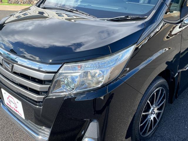 ノア Si 夏タイヤ新品交換済み!左パワスラ!社外エンジンスターター!フルセグTV!Bluetooth接続!CD・DVD再生!バックカメラ!ワイパーデアイサー!別売り冬タイヤ有り!禁煙車!エンジン1ヶ月保証付き!(32枚目)