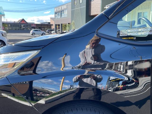 ノア Si 夏タイヤ新品交換済み!左パワスラ!社外エンジンスターター!フルセグTV!Bluetooth接続!CD・DVD再生!バックカメラ!ワイパーデアイサー!別売り冬タイヤ有り!禁煙車!エンジン1ヶ月保証付き!(35枚目)