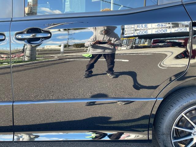 ノア Si 夏タイヤ新品交換済み!左パワスラ!社外エンジンスターター!フルセグTV!Bluetooth接続!CD・DVD再生!バックカメラ!ワイパーデアイサー!別売り冬タイヤ有り!禁煙車!エンジン1ヶ月保証付き!(37枚目)