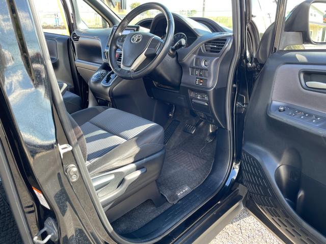 ノア Si 夏タイヤ新品交換済み!左パワスラ!社外エンジンスターター!フルセグTV!Bluetooth接続!CD・DVD再生!バックカメラ!ワイパーデアイサー!別売り冬タイヤ有り!禁煙車!エンジン1ヶ月保証付き!(48枚目)