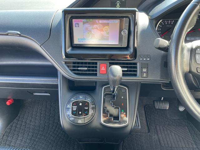 ノア Si 夏タイヤ新品交換済み!左パワスラ!社外エンジンスターター!フルセグTV!Bluetooth接続!CD・DVD再生!バックカメラ!ワイパーデアイサー!別売り冬タイヤ有り!禁煙車!エンジン1ヶ月保証付き!(66枚目)