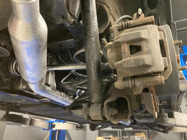 ノア Si 夏タイヤ新品交換済み!左パワスラ!社外エンジンスターター!フルセグTV!Bluetooth接続!CD・DVD再生!バックカメラ!ワイパーデアイサー!別売り冬タイヤ有り!禁煙車!エンジン1ヶ月保証付き!(78枚目)