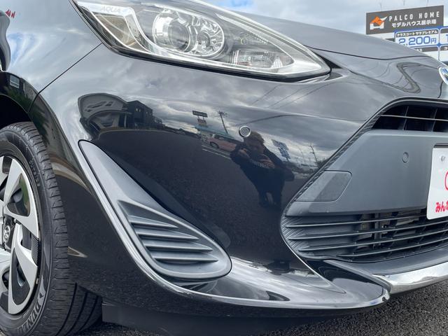 アクア Sスタイルブラック 地デジナビ!バックカメラ!Bluetooth&フロントAUX接続!CD再生!前後コーナーセンサー!衝突軽減ブレーキ!レーンキープ!スマキー2個有り!禁煙車!外装内装の状態の良さに自信あり♪1年保証付!(26枚目)