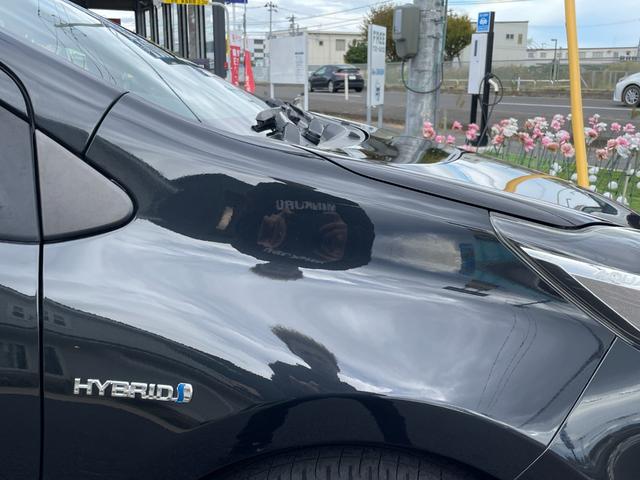 アクア Sスタイルブラック 地デジナビ!バックカメラ!Bluetooth&フロントAUX接続!CD再生!前後コーナーセンサー!衝突軽減ブレーキ!レーンキープ!スマキー2個有り!禁煙車!外装内装の状態の良さに自信あり♪1年保証付!(43枚目)