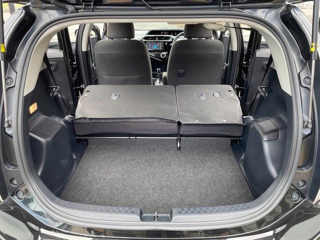 アクア Sスタイルブラック 地デジナビ!バックカメラ!Bluetooth&フロントAUX接続!CD再生!前後コーナーセンサー!衝突軽減ブレーキ!レーンキープ!スマキー2個有り!禁煙車!外装内装の状態の良さに自信あり♪1年保証付!(60枚目)