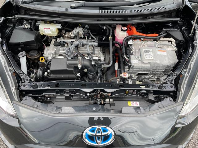 アクア Sスタイルブラック 地デジナビ!バックカメラ!Bluetooth&フロントAUX接続!CD再生!前後コーナーセンサー!衝突軽減ブレーキ!レーンキープ!スマキー2個有り!禁煙車!外装内装の状態の良さに自信あり♪1年保証付!(75枚目)