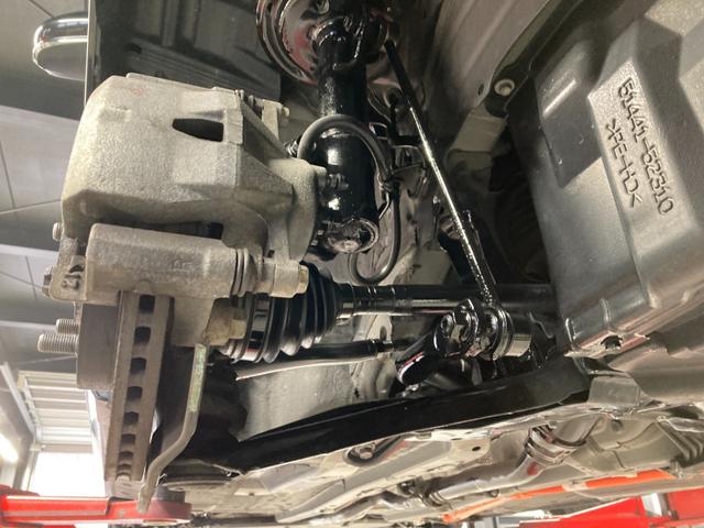 アクア Sスタイルブラック 地デジナビ!バックカメラ!Bluetooth&フロントAUX接続!CD再生!前後コーナーセンサー!衝突軽減ブレーキ!レーンキープ!スマキー2個有り!禁煙車!外装内装の状態の良さに自信あり♪1年保証付!(78枚目)