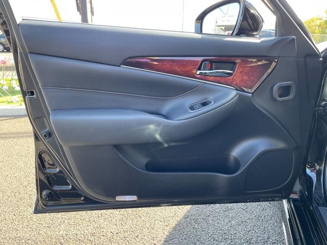 クラウンマジェスタ Fバージョン 純正8型フルセグHDDナビ!Bluetooth&USB接続!Bカメラ!全席シートヒーター&クーラー!レーダークルコン!衝突軽減!レザーシート!ブラインドスポットモニター!前後角センサー!1年保証付き!(59枚目)