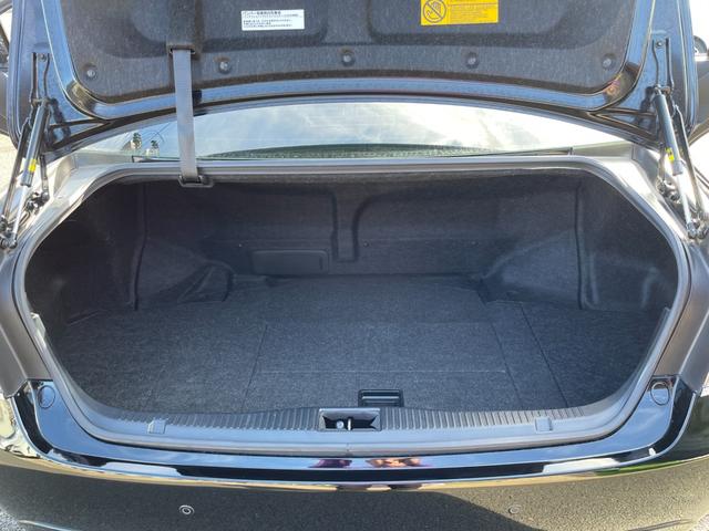 クラウンマジェスタ Fバージョン 純正8型フルセグHDDナビ!Bluetooth&USB接続!Bカメラ!全席シートヒーター&クーラー!レーダークルコン!衝突軽減!レザーシート!ブラインドスポットモニター!前後角センサー!1年保証付き!(62枚目)