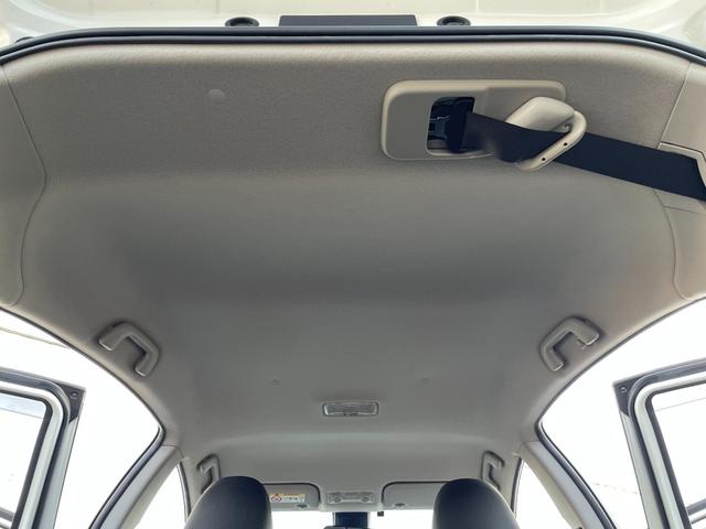 アクア Ｓスタイルブラック　前後コーナーセンサー！新品夏タイヤに交換済！９型フルセグナビ！Ｂｌｕｅｔｏｏｔｈ接続！パーキングサポートブレーキ！衝突軽減ブレーキ！レーンキープ！オートハイビーム！前席シートヒーター！１年保証付き！（13枚目）