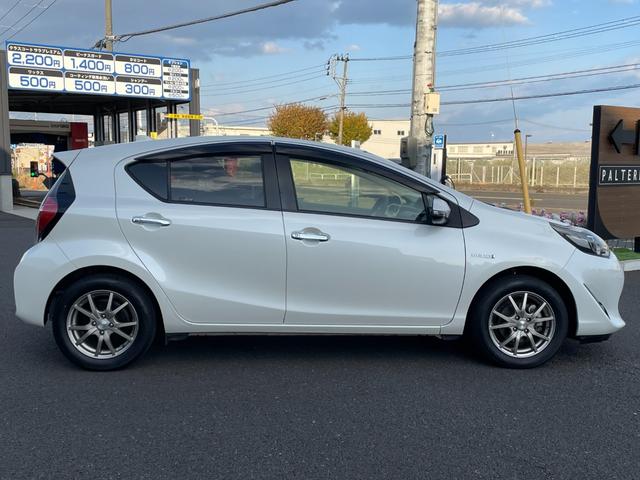 アクア Ｓスタイルブラック　前後コーナーセンサー！新品夏タイヤに交換済！９型フルセグナビ！Ｂｌｕｅｔｏｏｔｈ接続！パーキングサポートブレーキ！衝突軽減ブレーキ！レーンキープ！オートハイビーム！前席シートヒーター！１年保証付き！（19枚目）