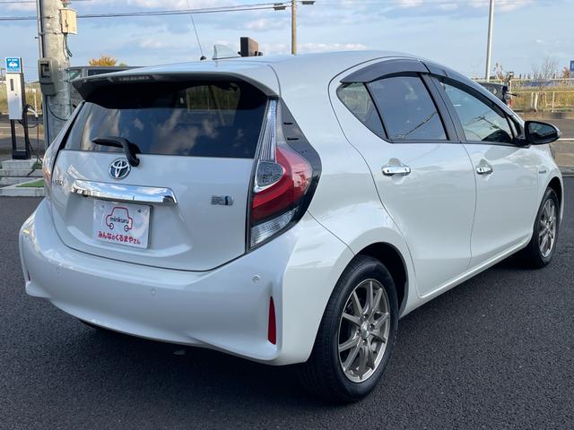 アクア Ｓスタイルブラック　前後コーナーセンサー！新品夏タイヤに交換済！９型フルセグナビ！Ｂｌｕｅｔｏｏｔｈ接続！パーキングサポートブレーキ！衝突軽減ブレーキ！レーンキープ！オートハイビーム！前席シートヒーター！１年保証付き！（20枚目）