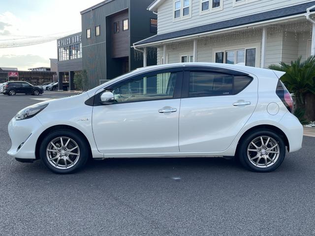 アクア Ｓスタイルブラック　前後コーナーセンサー！新品夏タイヤに交換済！９型フルセグナビ！Ｂｌｕｅｔｏｏｔｈ接続！パーキングサポートブレーキ！衝突軽減ブレーキ！レーンキープ！オートハイビーム！前席シートヒーター！１年保証付き！（23枚目）