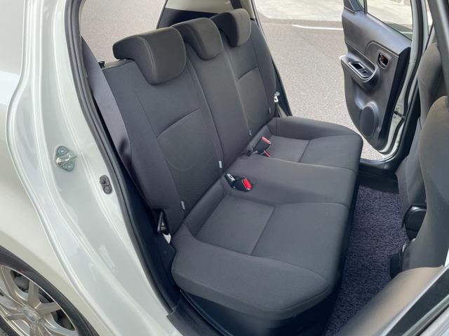 アクア Ｓスタイルブラック　前後コーナーセンサー！新品夏タイヤに交換済！９型フルセグナビ！Ｂｌｕｅｔｏｏｔｈ接続！パーキングサポートブレーキ！衝突軽減ブレーキ！レーンキープ！オートハイビーム！前席シートヒーター！１年保証付き！（53枚目）