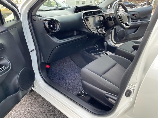 アクア Ｓスタイルブラック　前後コーナーセンサー！新品夏タイヤに交換済！９型フルセグナビ！Ｂｌｕｅｔｏｏｔｈ接続！パーキングサポートブレーキ！衝突軽減ブレーキ！レーンキープ！オートハイビーム！前席シートヒーター！１年保証付き！（55枚目）