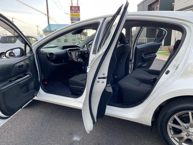 アクア Ｓスタイルブラック　前後コーナーセンサー！新品夏タイヤに交換済！９型フルセグナビ！Ｂｌｕｅｔｏｏｔｈ接続！パーキングサポートブレーキ！衝突軽減ブレーキ！レーンキープ！オートハイビーム！前席シートヒーター！１年保証付き！（60枚目）