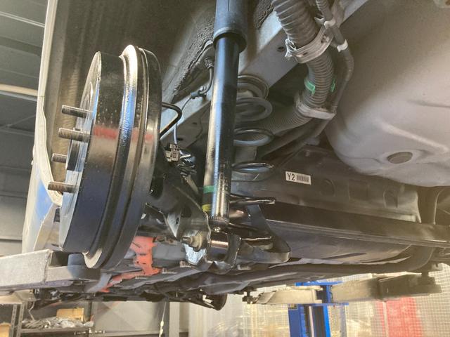 アクア Ｓスタイルブラック　前後コーナーセンサー！新品夏タイヤに交換済！９型フルセグナビ！Ｂｌｕｅｔｏｏｔｈ接続！パーキングサポートブレーキ！衝突軽減ブレーキ！レーンキープ！オートハイビーム！前席シートヒーター！１年保証付き！（77枚目）