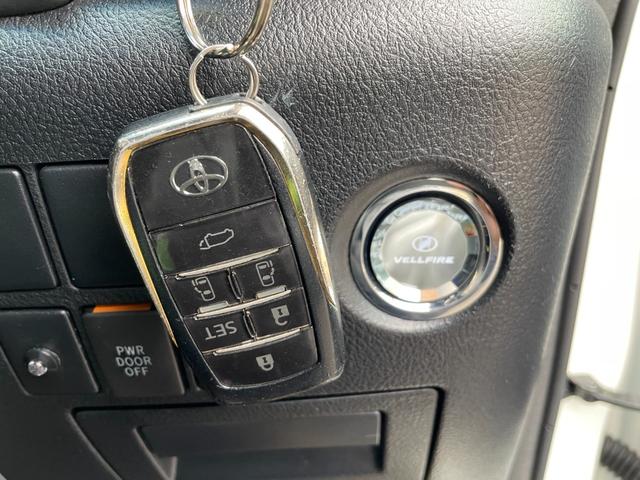 ヴェルファイア ２．５Ｚ　Ａエディション　ゴールデンアイズ　カロッツェリア製１１インチＳＤナビ！走行中フルセグ映ります！Ｂカメラ！Ｂｌｕｅｔｏｏｔｈ！ＤＶＤ再生！ＣＤ再生＆録音！クルコン！前後コーナーセンサ！左右パワスラ！パワーバックドア！禁煙車！１年保証付！（12枚目）