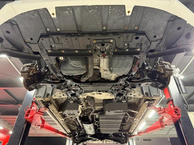 ヴェルファイア ２．５Ｚ　Ａエディション　ゴールデンアイズ　カロッツェリア製１１インチＳＤナビ！走行中フルセグ映ります！Ｂカメラ！Ｂｌｕｅｔｏｏｔｈ！ＤＶＤ再生！ＣＤ再生＆録音！クルコン！前後コーナーセンサ！左右パワスラ！パワーバックドア！禁煙車！１年保証付！（14枚目）