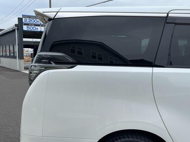 ヴェルファイア ２．５Ｚ　Ａエディション　ゴールデンアイズ　カロッツェリア製１１インチＳＤナビ！走行中フルセグ映ります！Ｂカメラ！Ｂｌｕｅｔｏｏｔｈ！ＤＶＤ再生！ＣＤ再生＆録音！クルコン！前後コーナーセンサ！左右パワスラ！パワーバックドア！禁煙車！１年保証付！（40枚目）