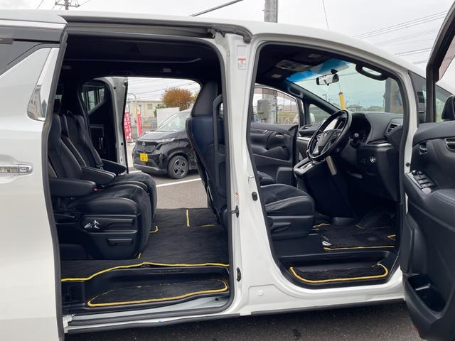 ヴェルファイア ２．５Ｚ　Ａエディション　ゴールデンアイズ　カロッツェリア製１１インチＳＤナビ！走行中フルセグ映ります！Ｂカメラ！Ｂｌｕｅｔｏｏｔｈ！ＤＶＤ再生！ＣＤ再生＆録音！クルコン！前後コーナーセンサ！左右パワスラ！パワーバックドア！禁煙車！１年保証付！（52枚目）