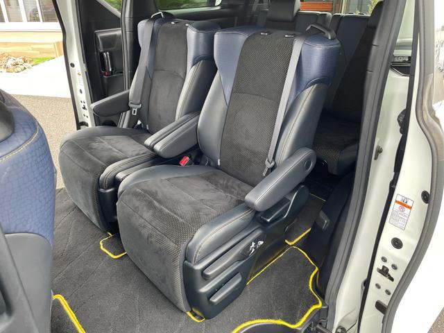 ヴェルファイア ２．５Ｚ　Ａエディション　ゴールデンアイズ　カロッツェリア製１１インチＳＤナビ！走行中フルセグ映ります！Ｂカメラ！Ｂｌｕｅｔｏｏｔｈ！ＤＶＤ再生！ＣＤ再生＆録音！クルコン！前後コーナーセンサ！左右パワスラ！パワーバックドア！禁煙車！１年保証付！（57枚目）