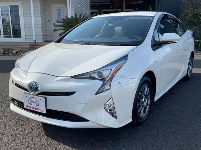 プリウス Ａ　９型フルセグナビ！Ｂｌｕｅｔｏｏｔｈ接続！バックカメラ！レーダークルコン！前後角センサ！パークアシスト！レインミラー！新品夏タイヤ交換済み！禁煙車！１年保証付き！ＡＩＳ鑑定書！（16枚目）